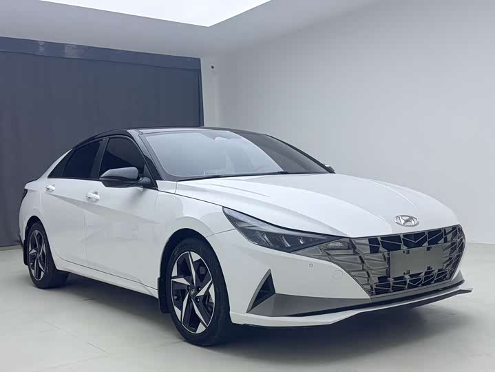 Фото 3 - Hyundai Elantra N line