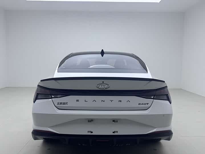 Фото 5 - Hyundai Elantra N line