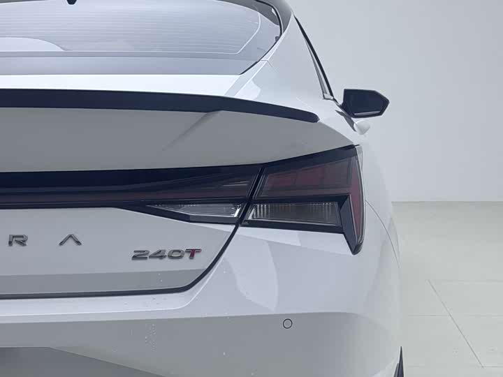 Фото 8 - Hyundai Elantra N line