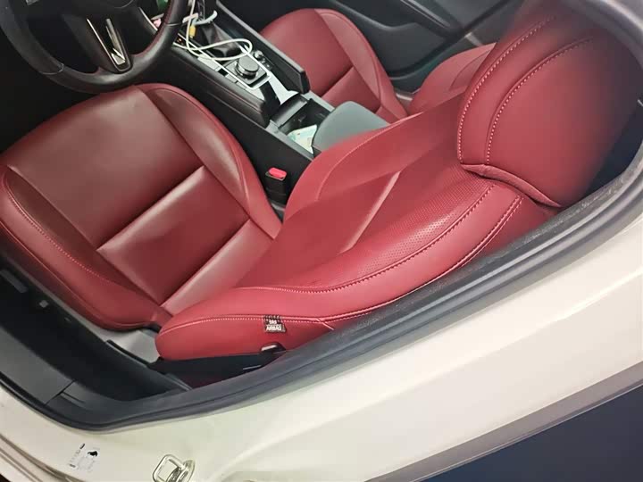 Фото 8 - Mazda 3 (Axela)