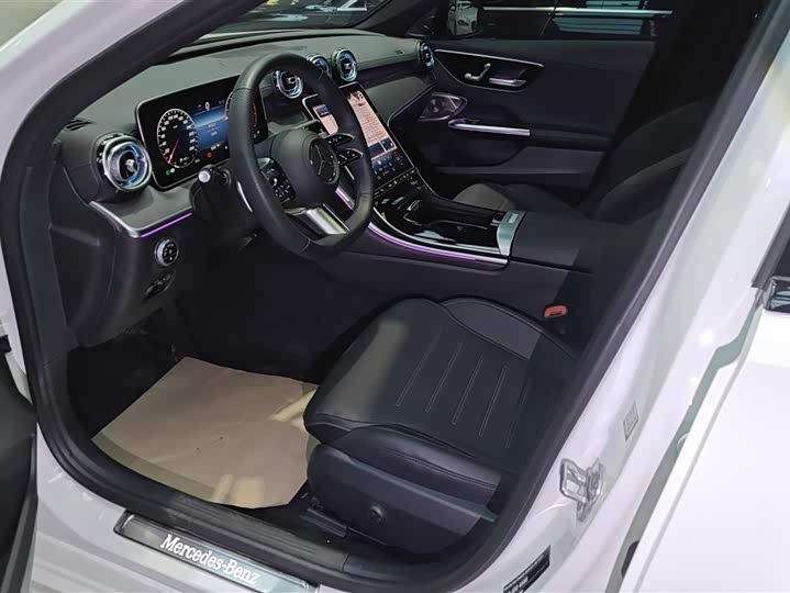 Фото 9 - Mercedes-Benz C-Class