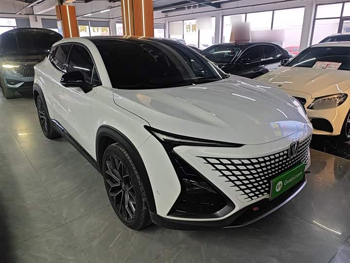 Фото 4 - Changan UNI-T