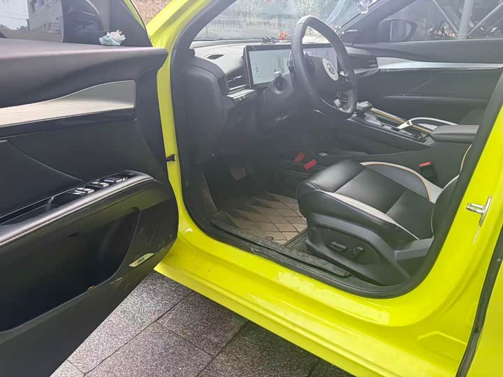 Фото 7 - MG Motor 5 Scorpio