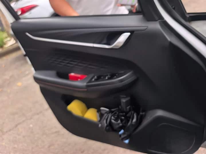 Фото 7 - Geely Vision X3