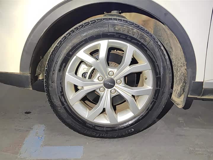 Фото 6 - Haval H6