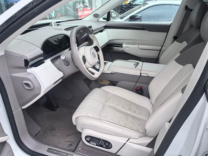 Фото 4 - Zeekr 7X