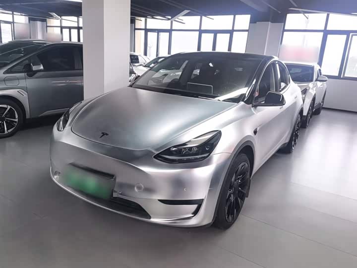 Фото 1 - Tesla Model Y