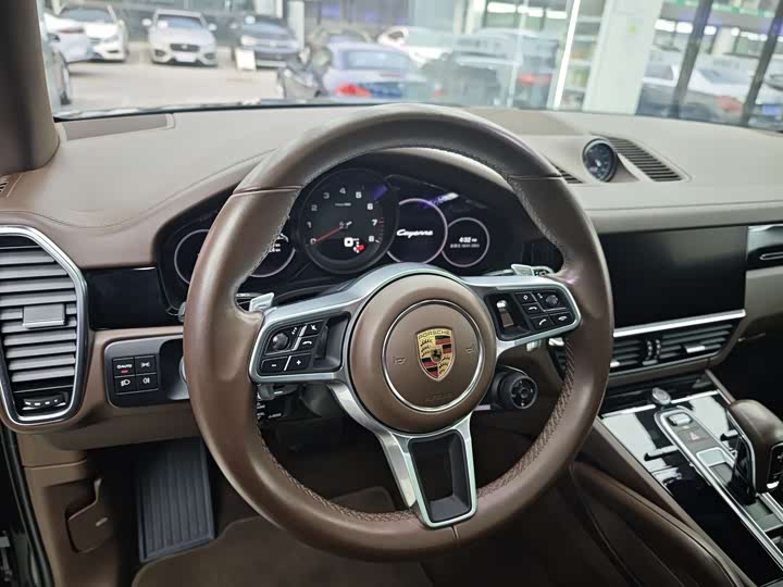Фото 6 - Porsche Cayenne