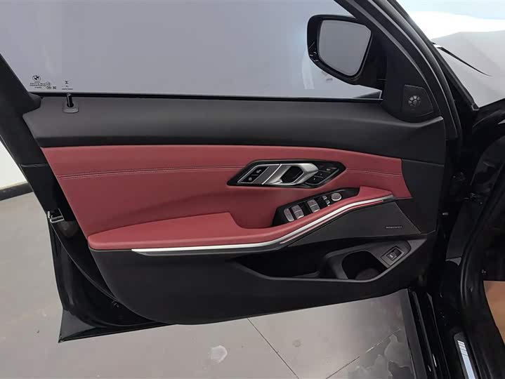 Фото 7 - BMW 3 Series