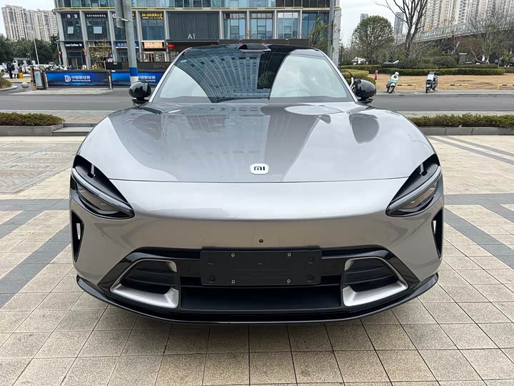 Фото 2 - Xiaomi YU7