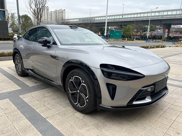 Фото 3 - Xiaomi YU7