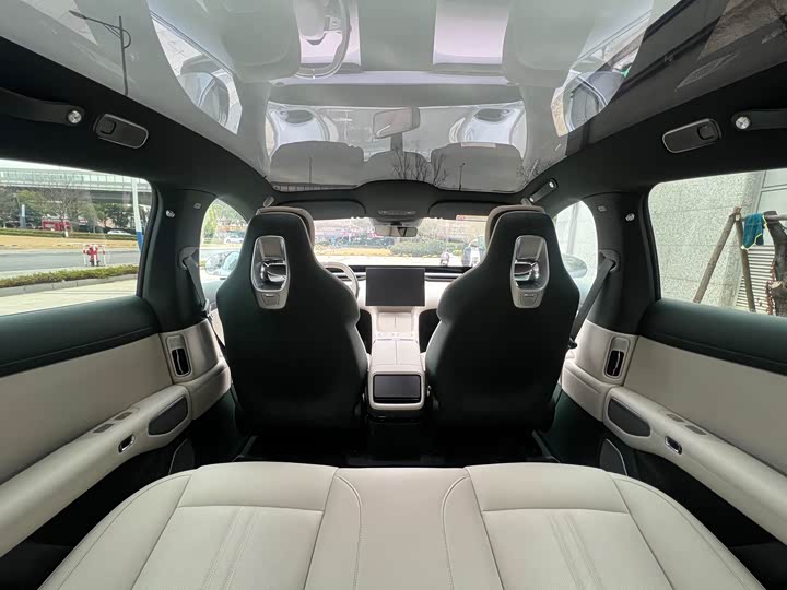 Фото 6 - Xiaomi YU7