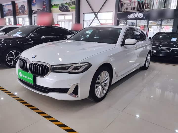 Фото 2 - BMW 5 Series