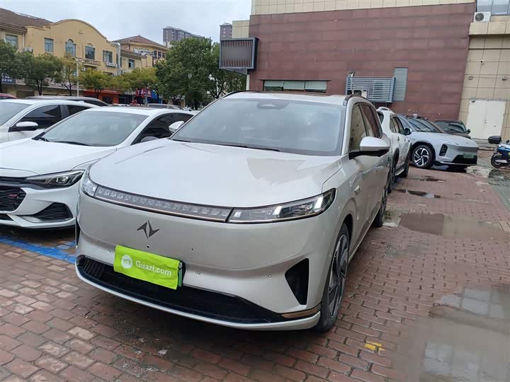 Фото 2 - Dongfeng Yipai eπ 008