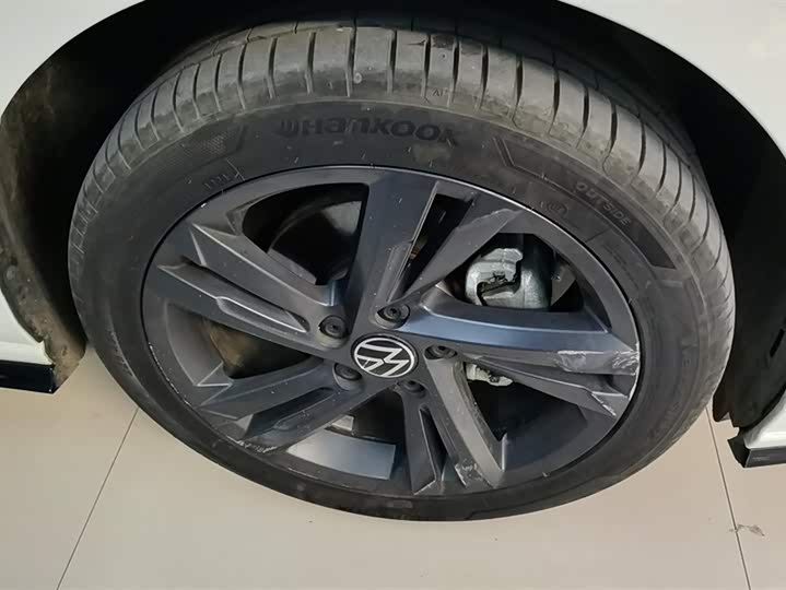 Фото 6 - Volkswagen Golf