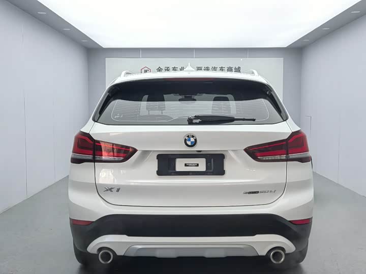 Фото 4 - BMW X1