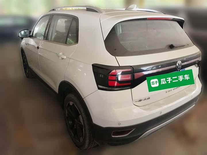 Фото 9 - Volkswagen Tacqua