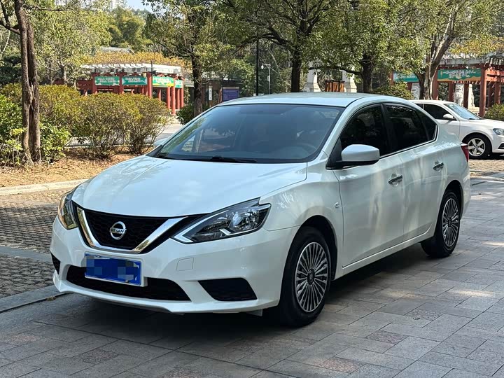 Фото 1 - Nissan Sylphy