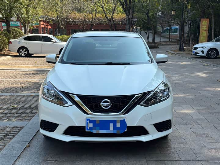 Фото 2 - Nissan Sylphy