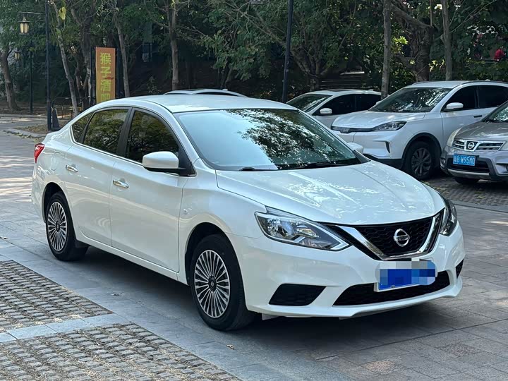 Фото 3 - Nissan Sylphy