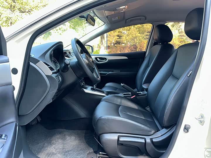 Фото 8 - Nissan Sylphy