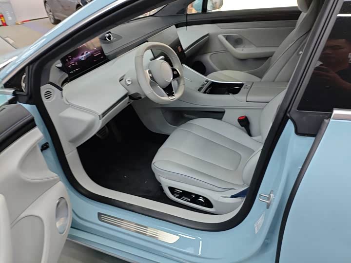 Фото 5 - Luxeed S7