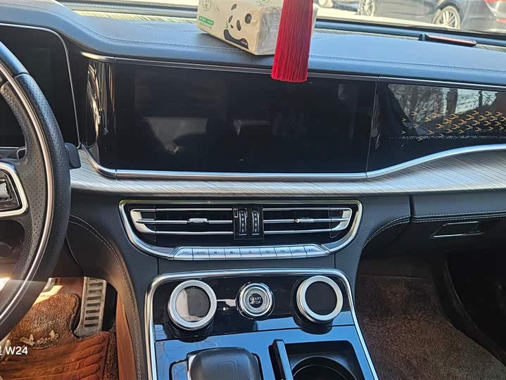 Фото 4 - Hongqi H9