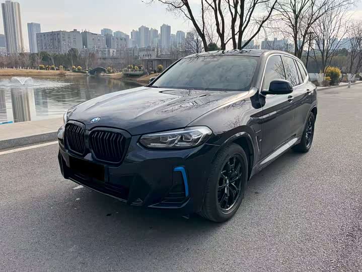 Фото 1 - BMW iX3