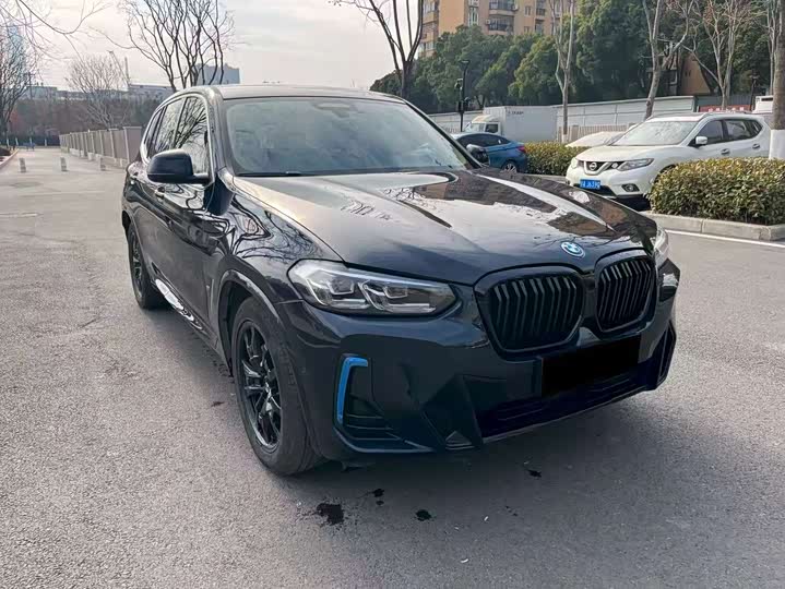Фото 3 - BMW iX3