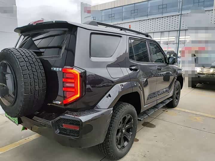 Фото 2 - Tank 400 Hybrid