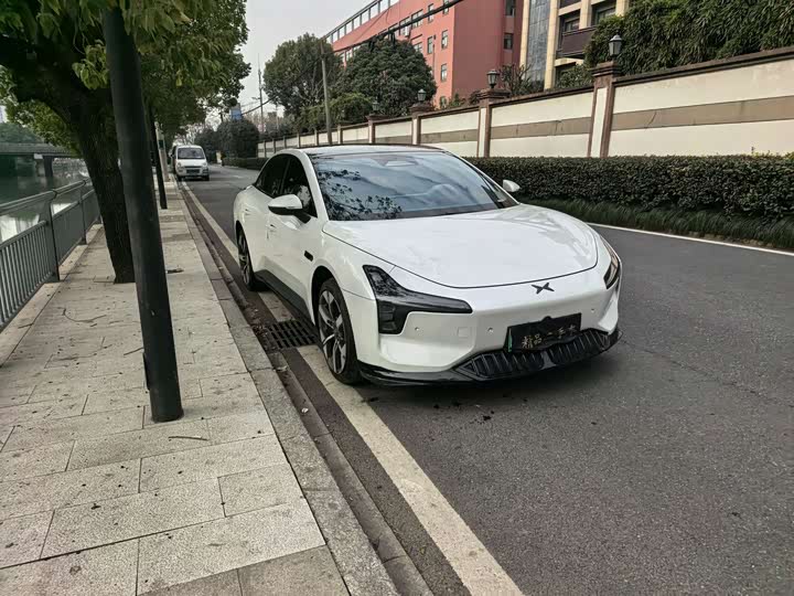 Фото 3 - XPeng Mona M03