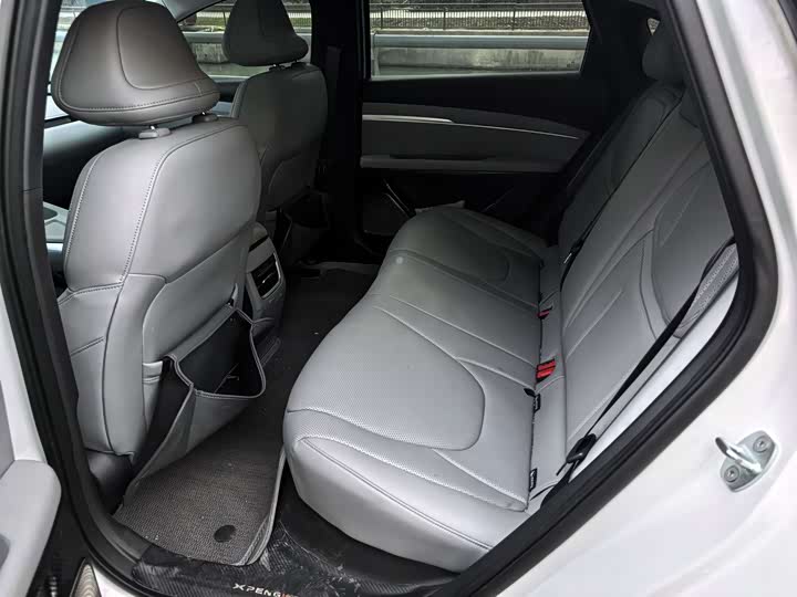 Фото 4 - XPeng Mona M03