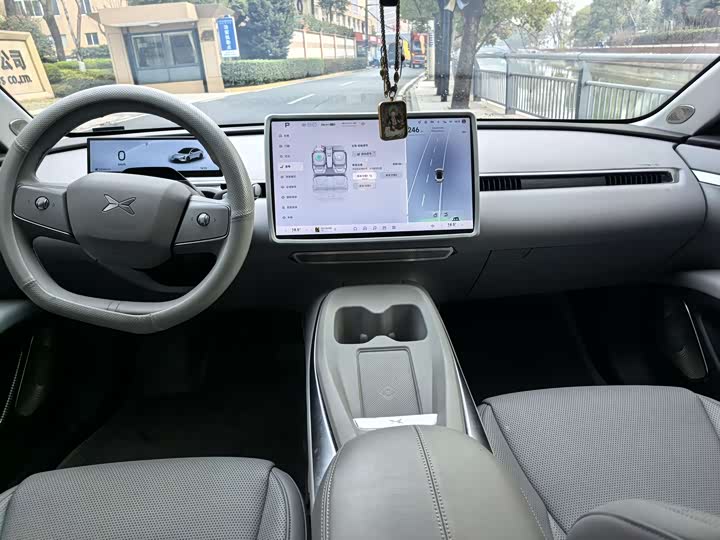 Фото 5 - XPeng Mona M03