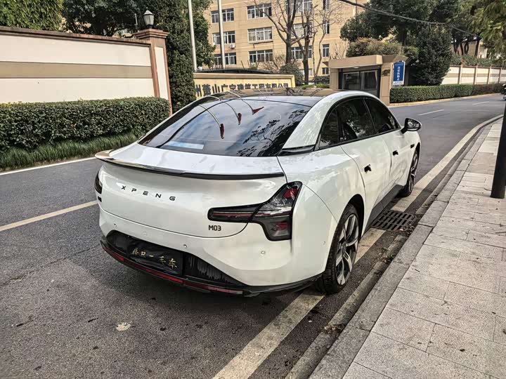 Фото 7 - XPeng Mona M03