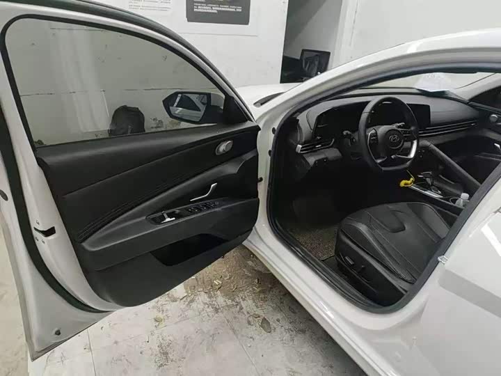 Фото 2 - Hyundai Elantra N line