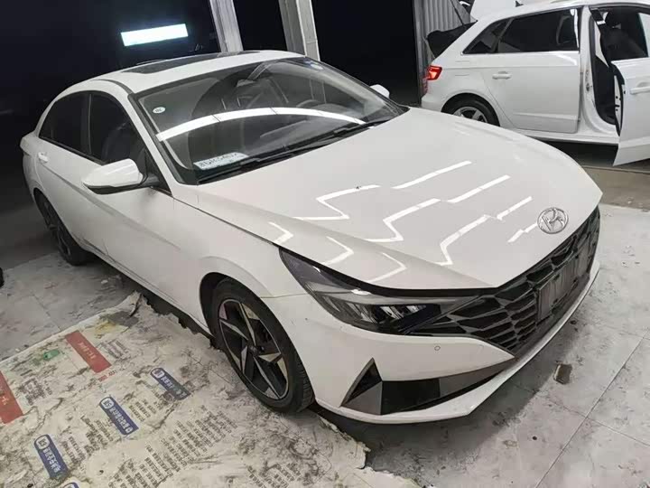 Фото 5 - Hyundai Elantra N line