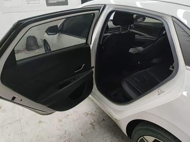 Фото 6 - Hyundai Elantra N line