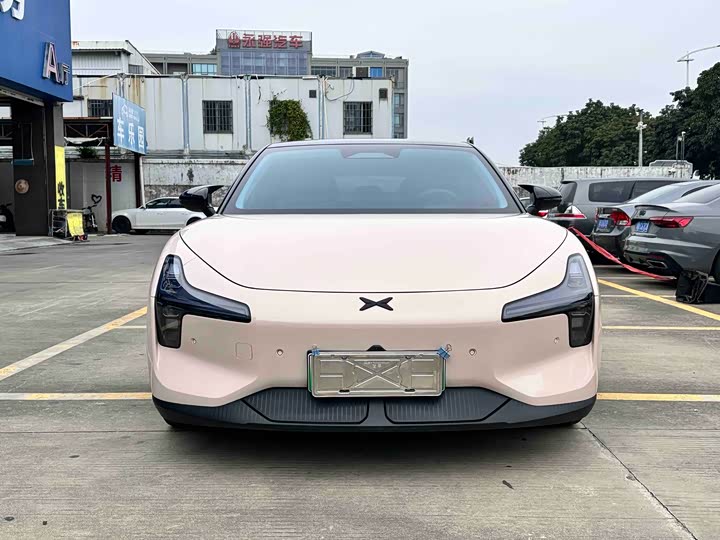 Фото 2 - XPeng Mona M03