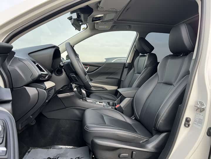 Фото 9 - Subaru Forester