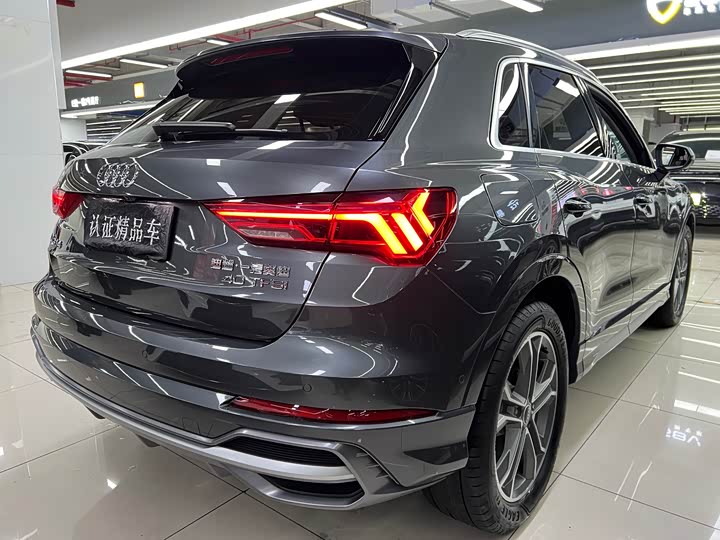 Фото 5 - Audi Q3