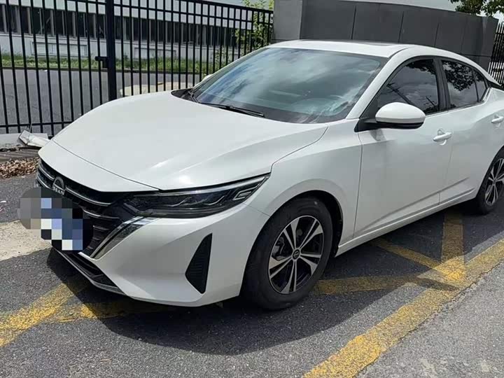 Фото 1 - Nissan Sylphy