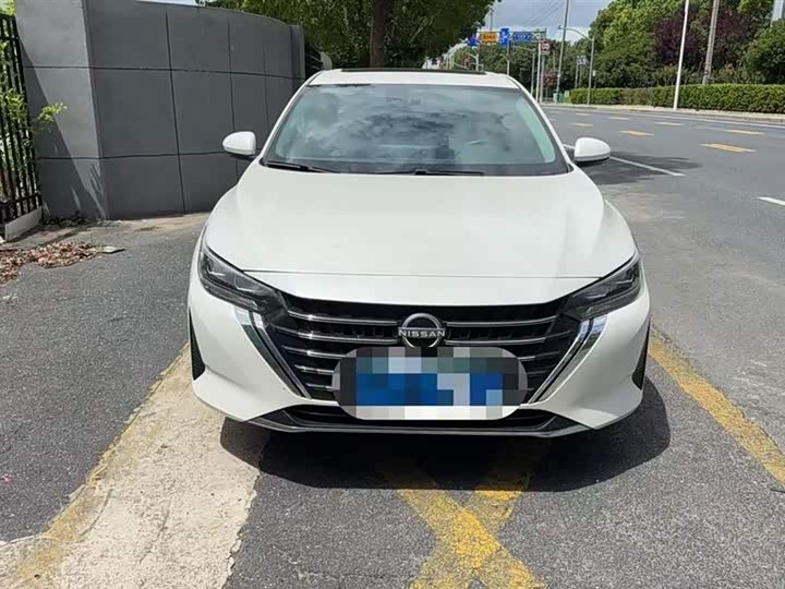 Фото 2 - Nissan Sylphy