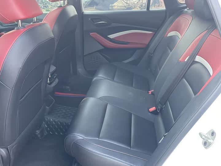 Фото 4 - MG Motor 5