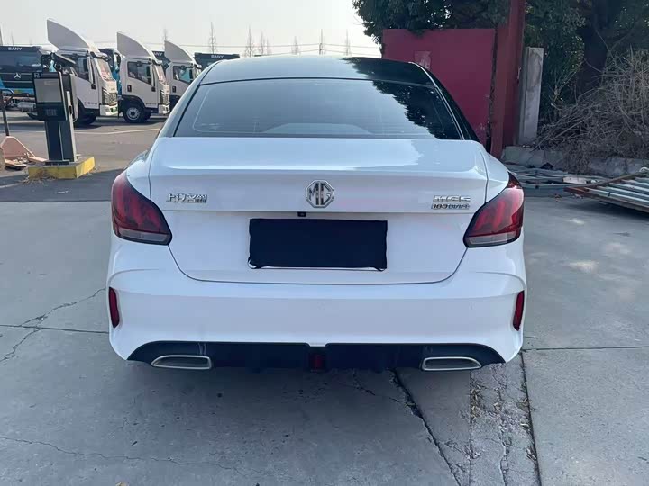 Фото 7 - MG Motor 5