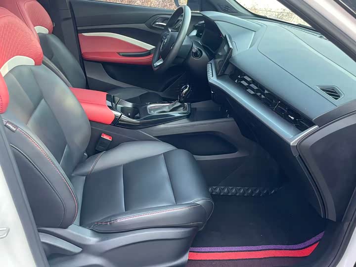 Фото 9 - MG Motor 5