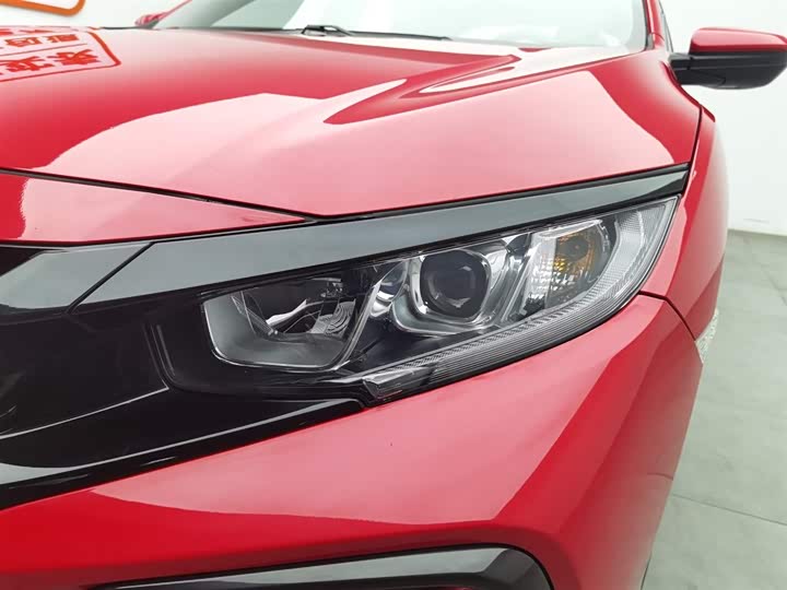 Фото 7 - Honda Civic