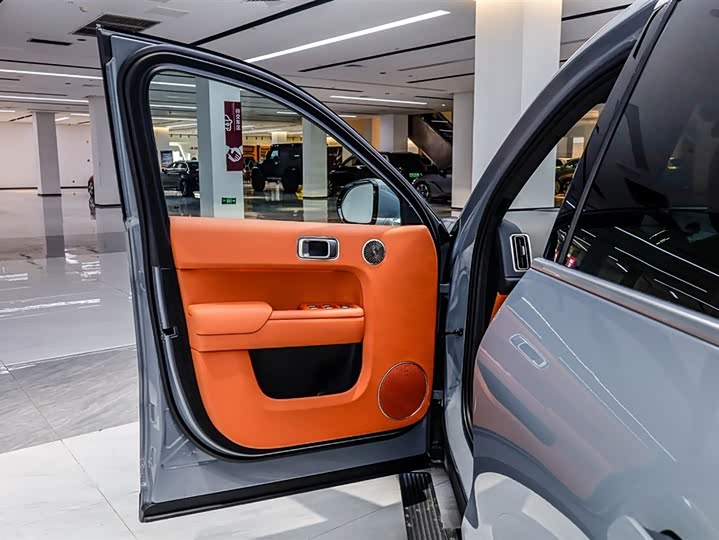 Фото 8 - LiXiang L8