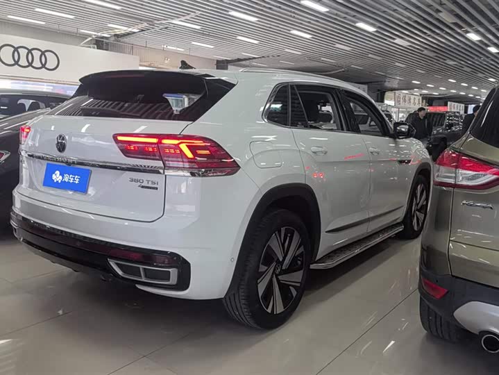 Фото 3 - Volkswagen Teramont X