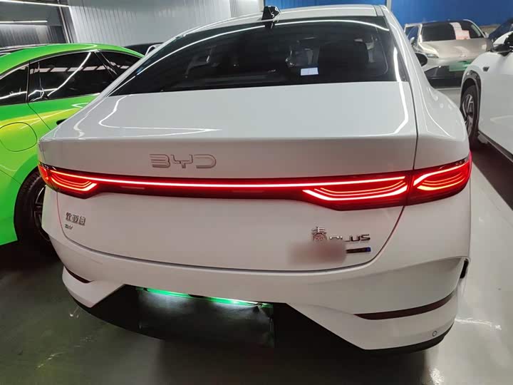 Фото 6 - BYD Qin Plus
