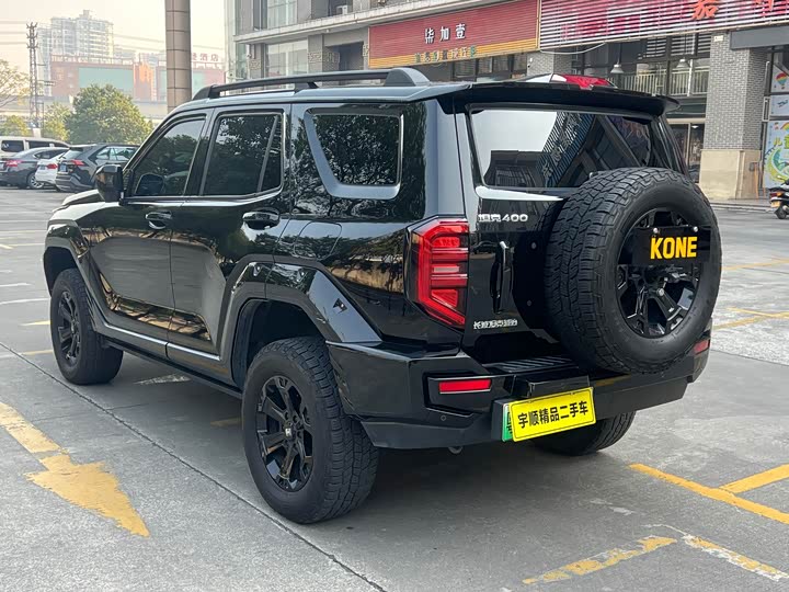 Фото 5 - Tank 400 Hybrid